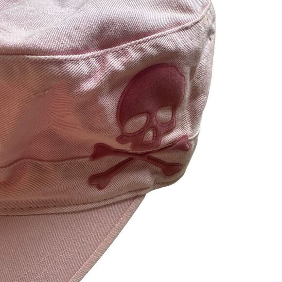 Cute pink hat with skull detail - Picture 4 of 6